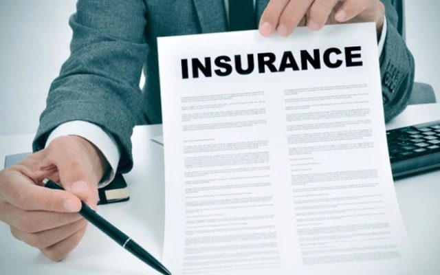 Làm gì khi bị ngân hàng "ép" mua bảo hiểm nhân thọ?