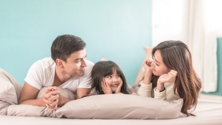 Cho bé tham gia bảo hiểm để được hưởng được nhiều quyền lợi khi có rủi ro xảy ra