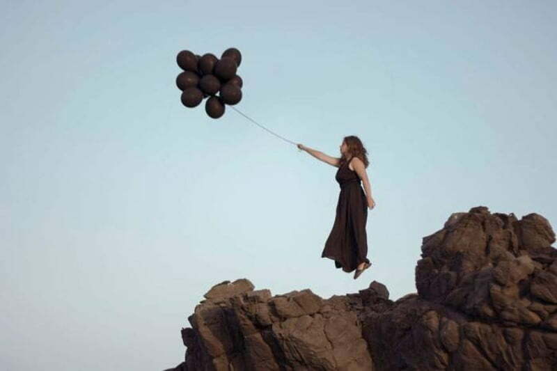 Những tư vấn viên mới vào nghề không khỏi có tâm lý áp lực