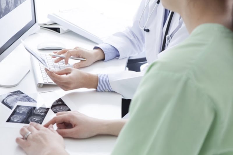 bao-hiem-ung-thu-co-nen-mua-hay-khong