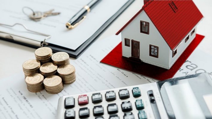 Đáo hạn hợp đồng bảo hiểm được định nghĩa như thế nào?