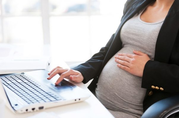 Có bảo hiểm thai sản bạn sẽ được quyền lợi thăm khám thai định kỳ