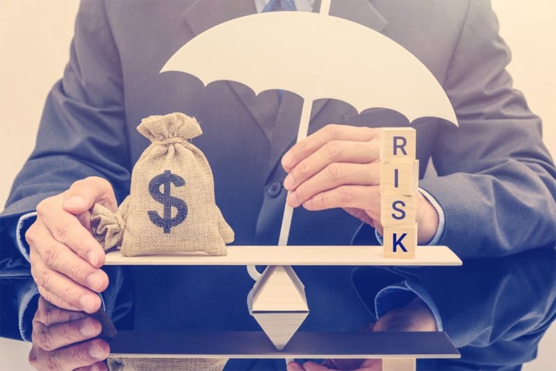 Công ty bảo hiểm sẽ phân loại rủi ro dựa trên nhóm đối tượng tham gia bảo hiểm