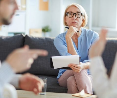 Đặc điểm của nghề bảo hiểm