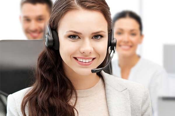 Lịch sự chào tạm biệt nhau