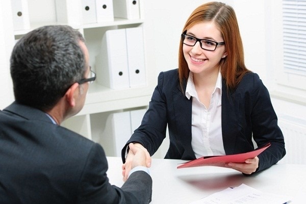 Hãy lắng nghe khách hàng, hiểu thứ họ cần và mang đến giải pháp cho họ.
